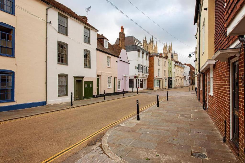 The Most Central Apartment In Canterbury Stunning Interiors, Fully Equipped, City Views And Free Wifi! Ngoại thất bức ảnh